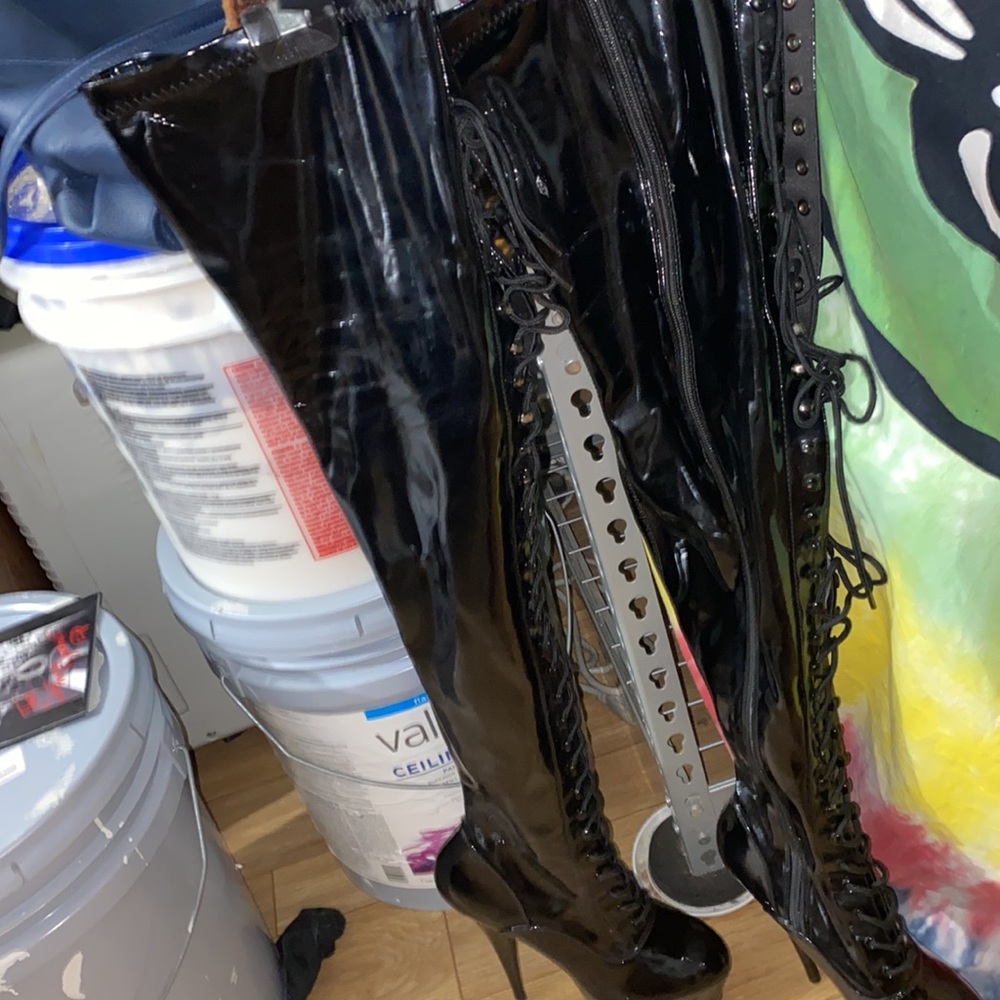 32’inch black Stiletto boots by  pleasure still brand new size 8